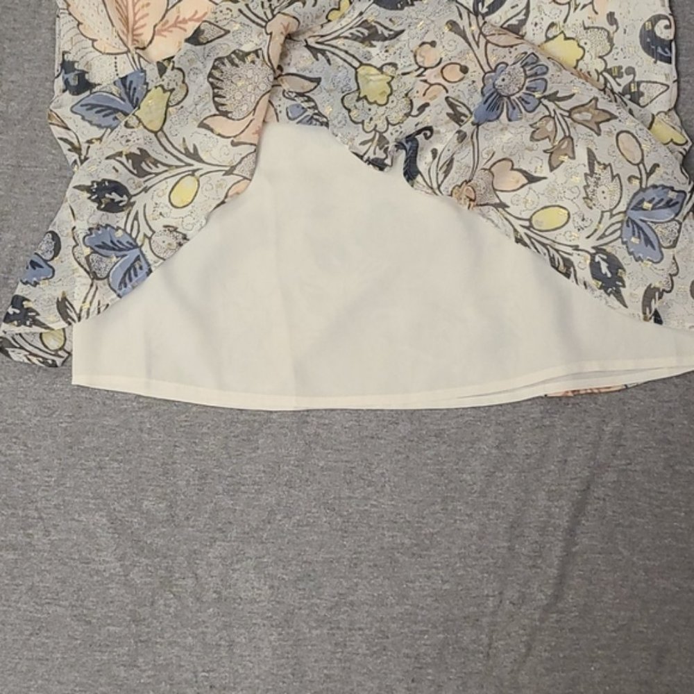 Loft Floral Dress - Picture 8 of 11